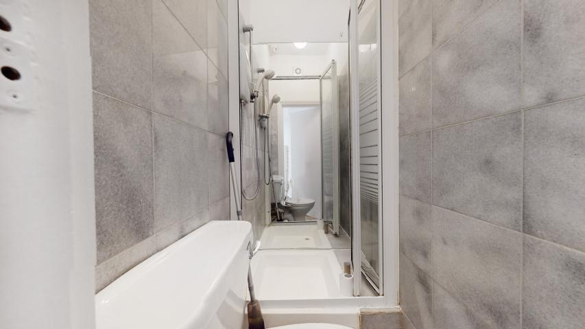 			2 Bedroom, 2 bath, 1 reception Flat			 Birchington Road, West Hampstead